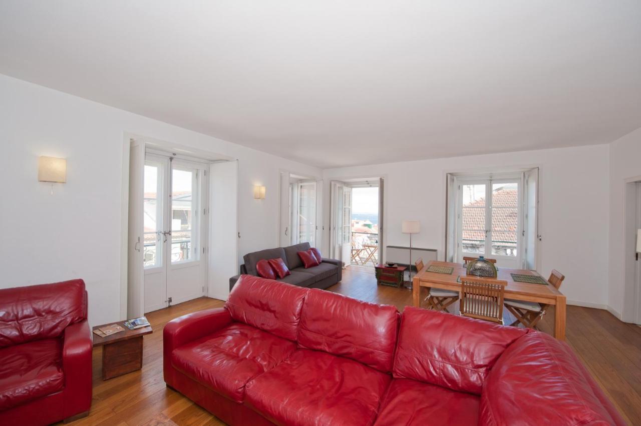 Lisbon Charming Apartments - Chiado ภายนอก รูปภาพ