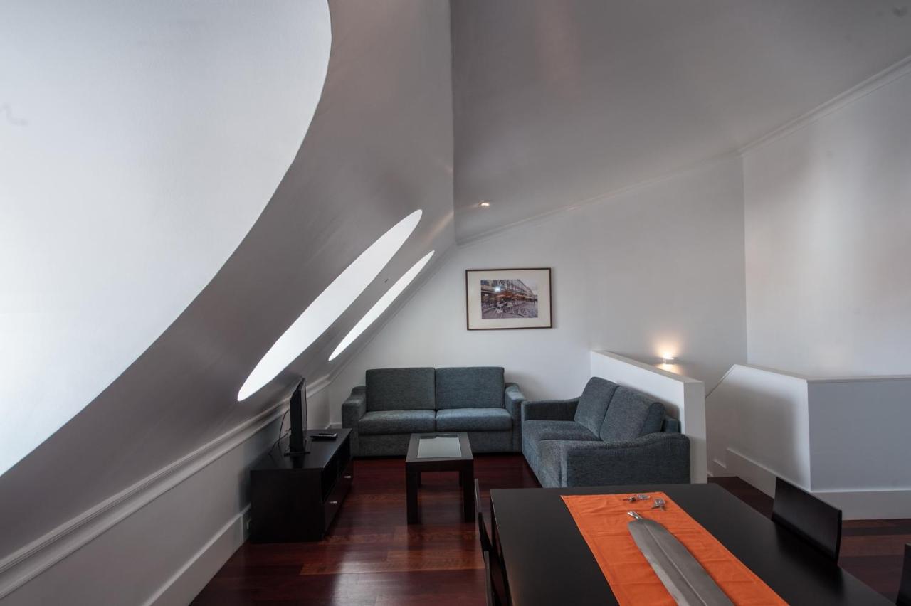 Lisbon Charming Apartments - Chiado ภายนอก รูปภาพ