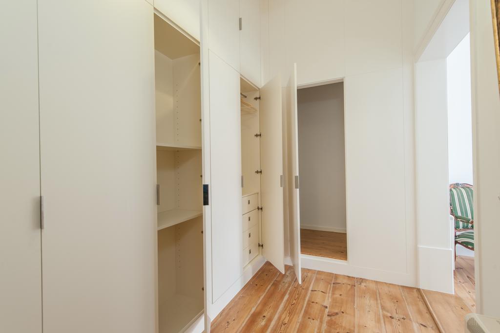 Lisbon Charming Apartments - Chiado ภายนอก รูปภาพ