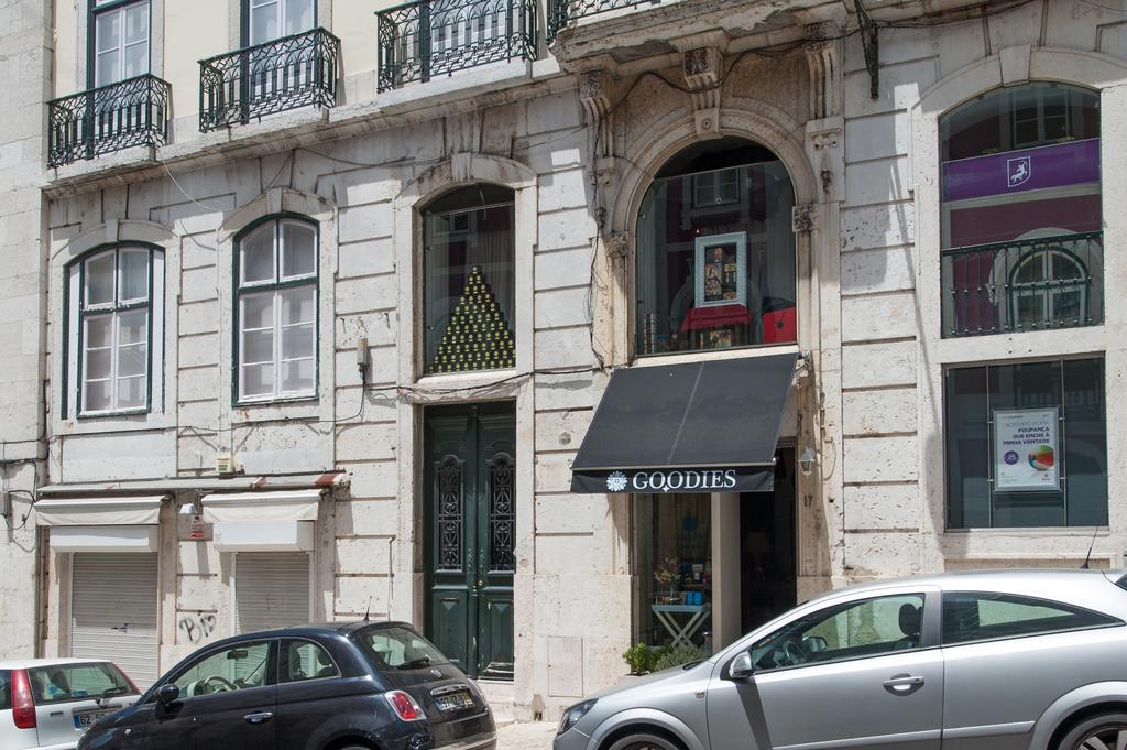 Lisbon Charming Apartments - Chiado ภายนอก รูปภาพ